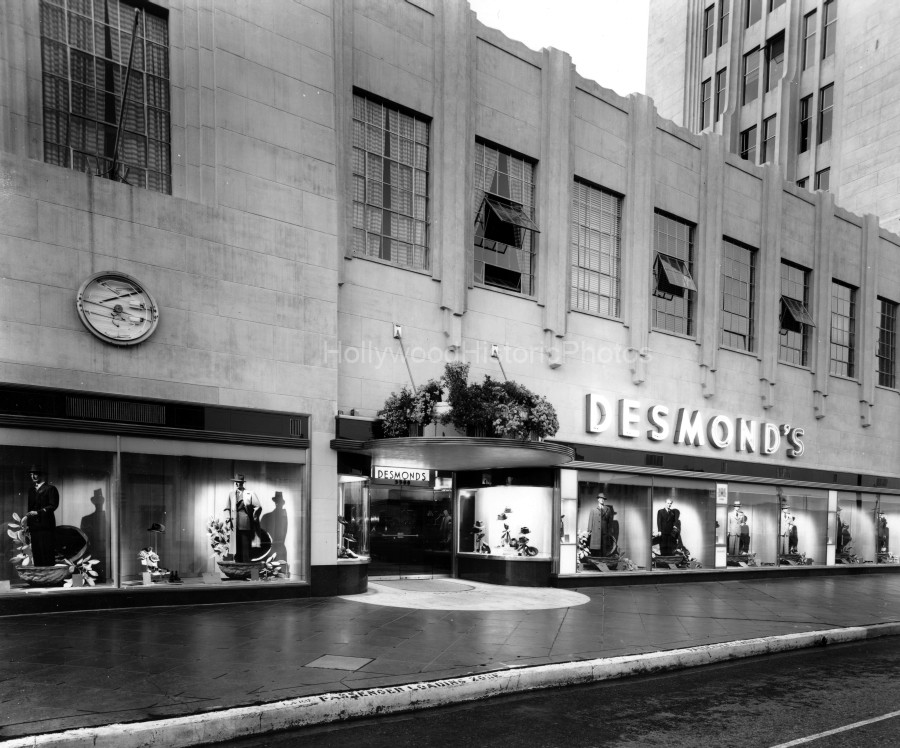 Desmonds Bldg. 1950 .jpg